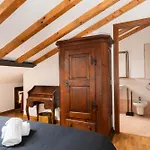 Veronetta Mini Attic
