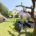 At Ponte Pietra With Garden And Parking