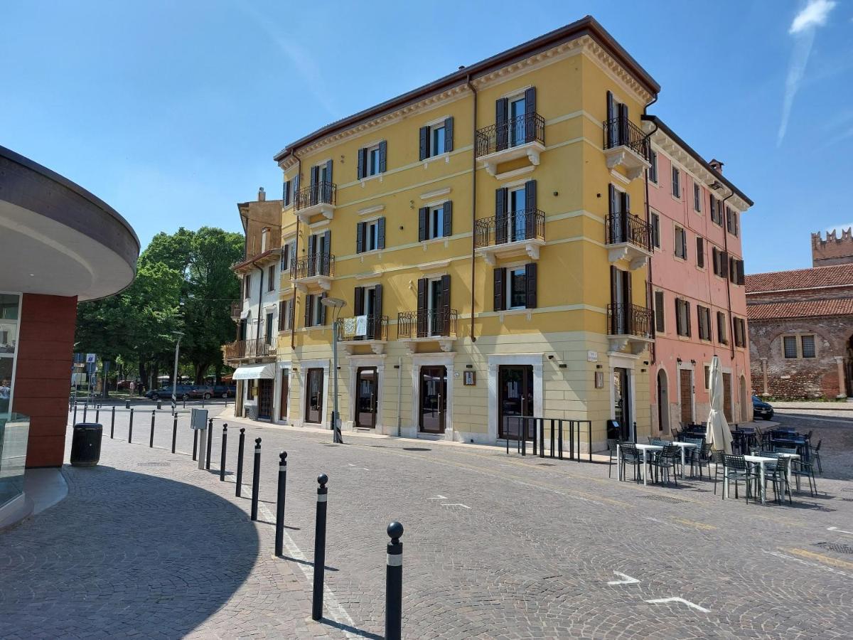 Homethirtyfour * Verona
