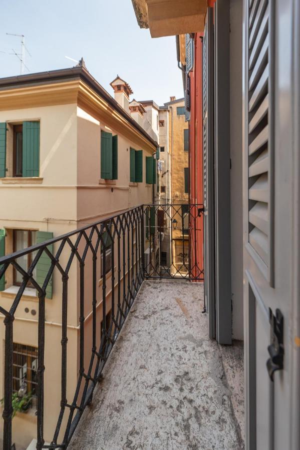 Apartment Brand New Flat In The Heart Of
