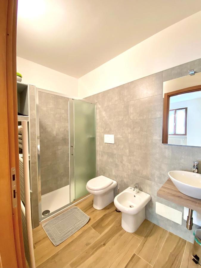 Leone Apartment *