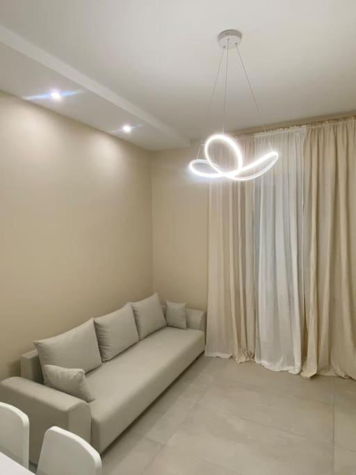 Luxury Roel