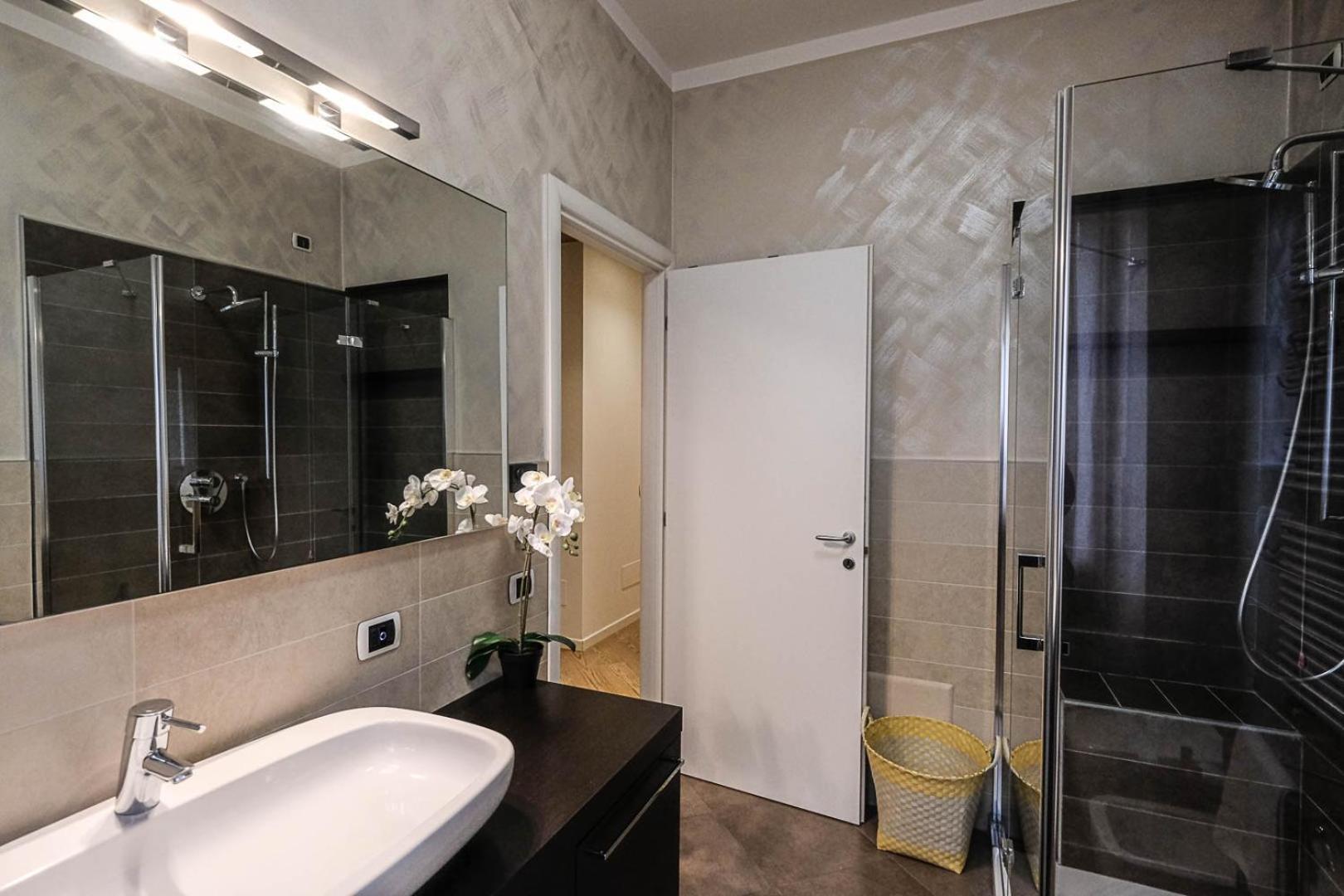 And Apartment *