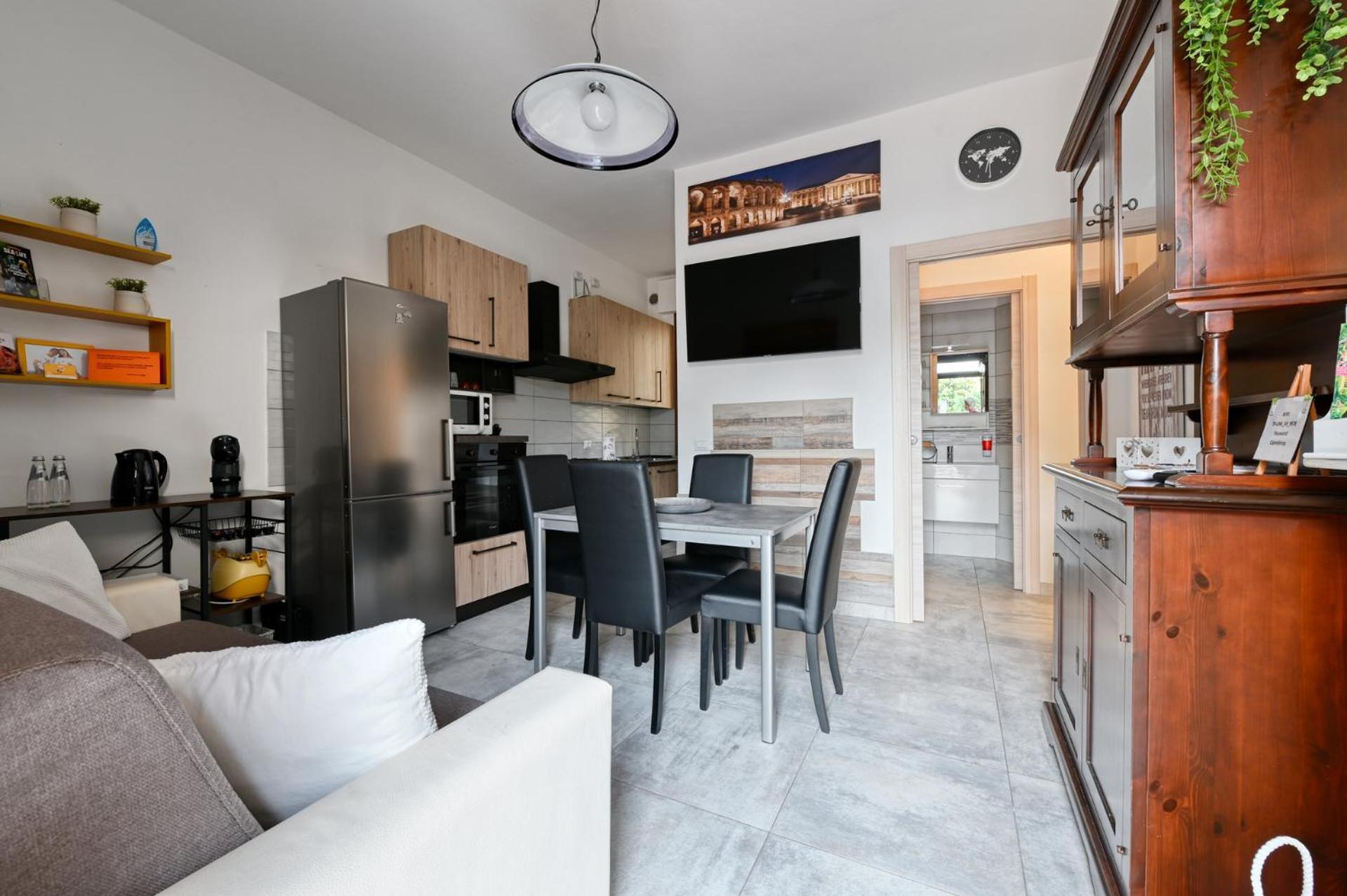 The Red House - & Business Apartamento