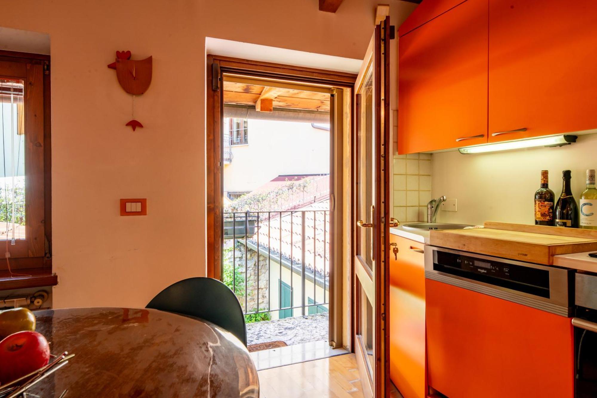 Elegant Colorful - Appartamento Verona