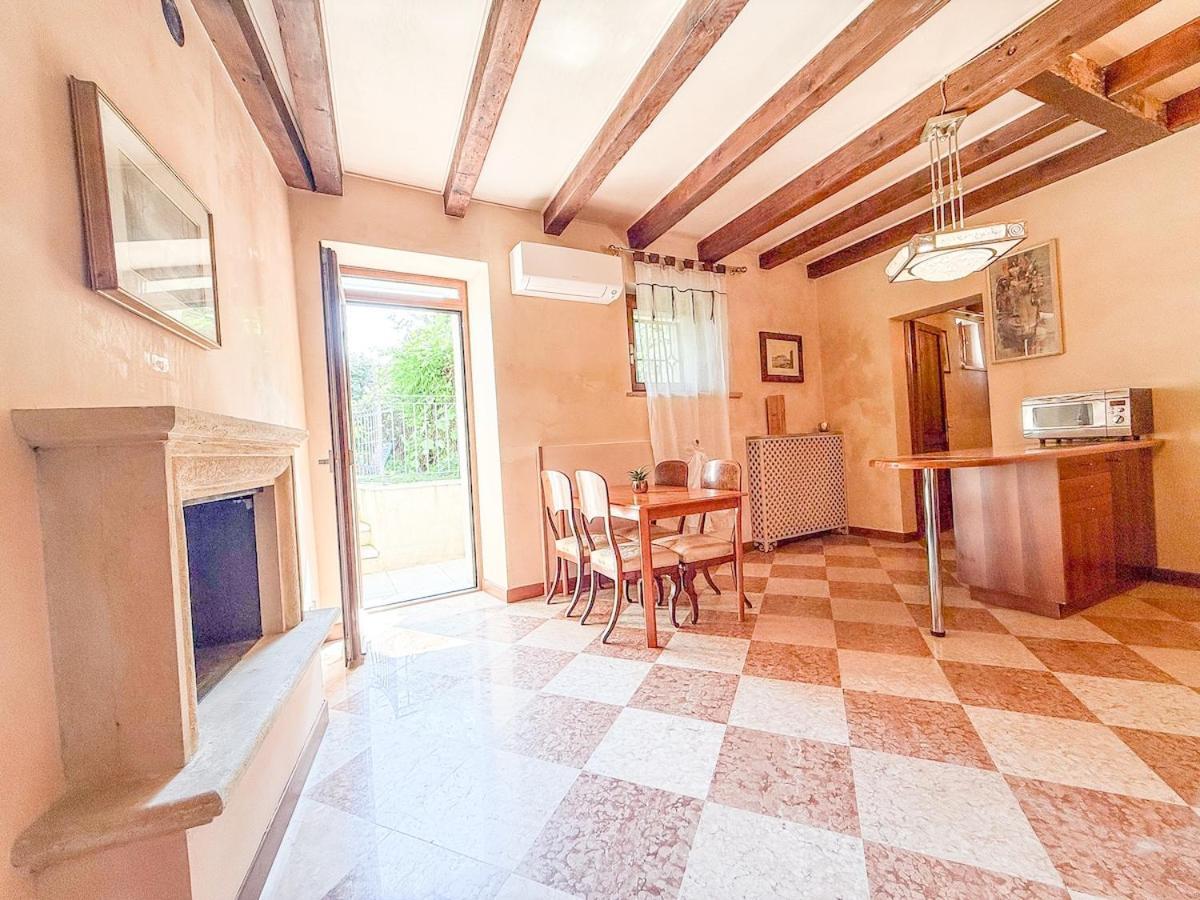 At Ponte Pietra With Garden And Parking Verona