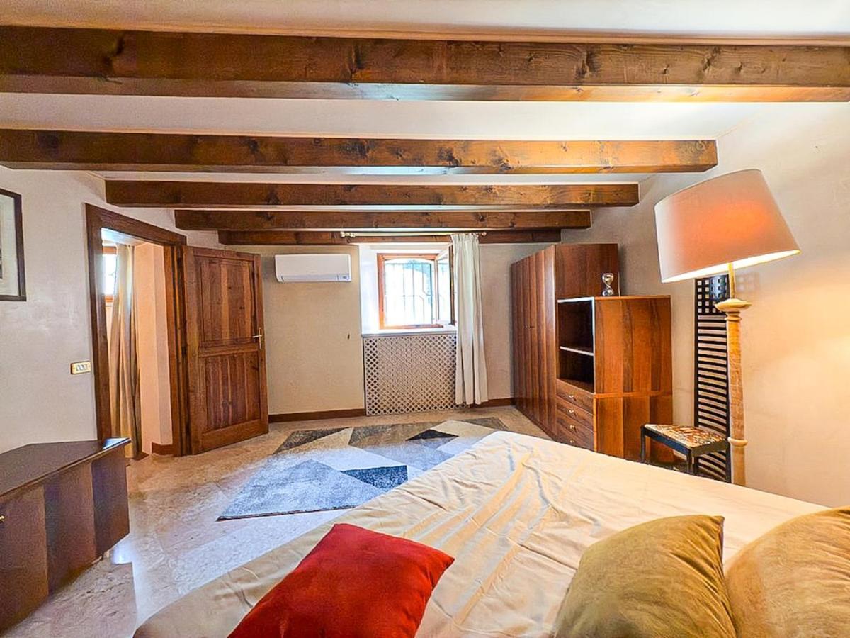 Appartamento At Ponte Pietra With Garden And Parking *