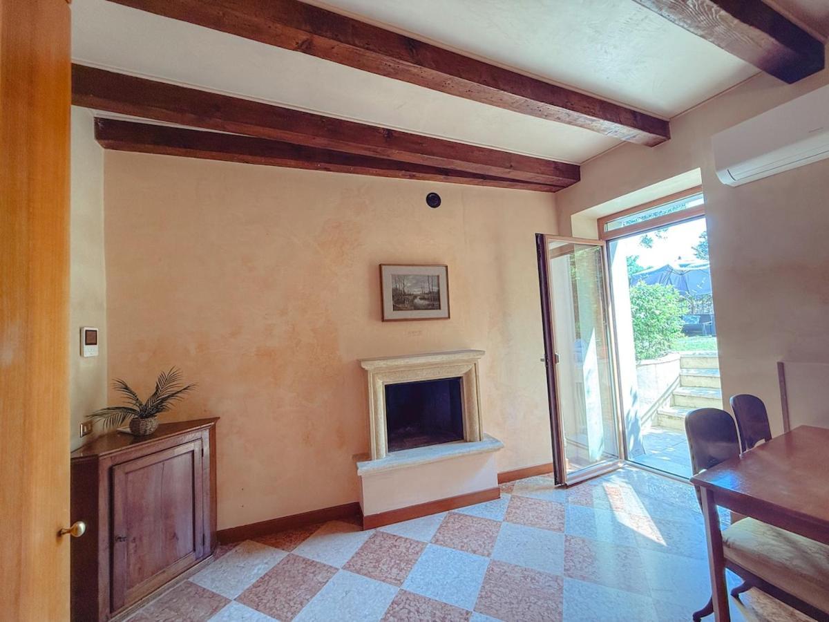 Appartamento At Ponte Pietra With Garden And Parking *