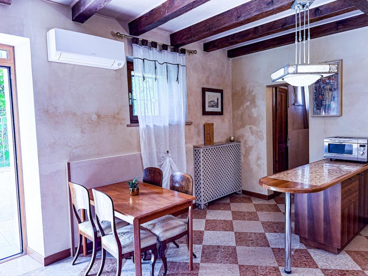 Appartamento At Ponte Pietra With Garden And Parking *