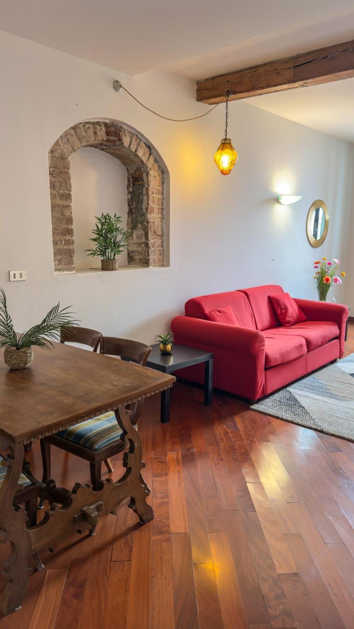Apartment At Theater Free Parking