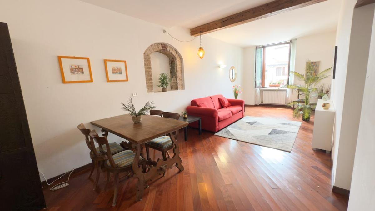 Apartment At Theater Free Parking Verona