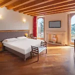 City Centre Rooms And Apartments