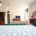 Residenza Bra Apartment