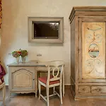 Relais Empire