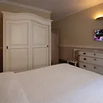 Bed Bra