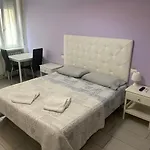 Stadio 1 - Appartamenti Monolocali Con Bagno Privato Verona