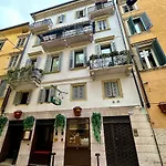 Domus Scudo Di Francia