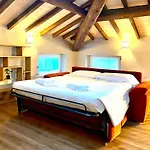 Domus 44 Apartments