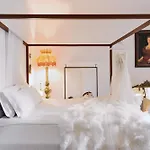 Billie\'S Flat White - Art & Design Apt In Verona Historic Centre