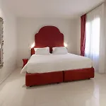 Opera Relais De Charme - Aparthotel