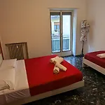 Marconi Rooms And Apartments