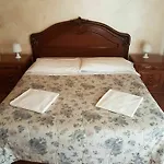 Santa Toscana Guest House