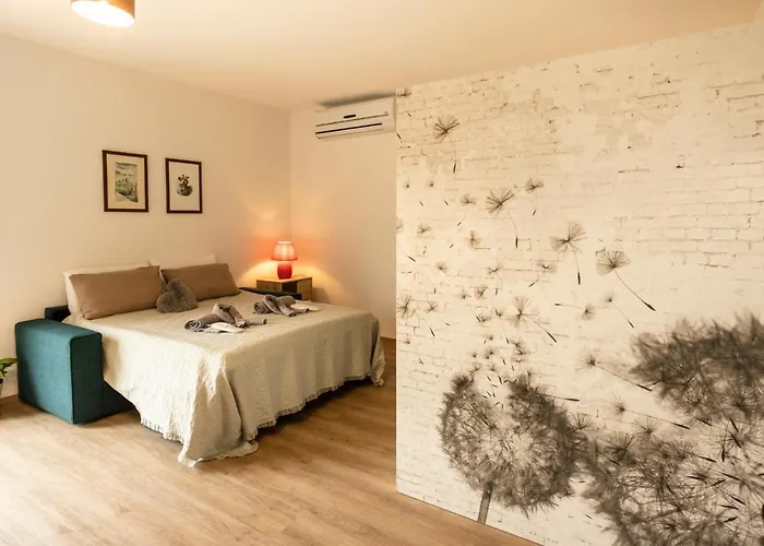 Borgoroma - Business & Apartments