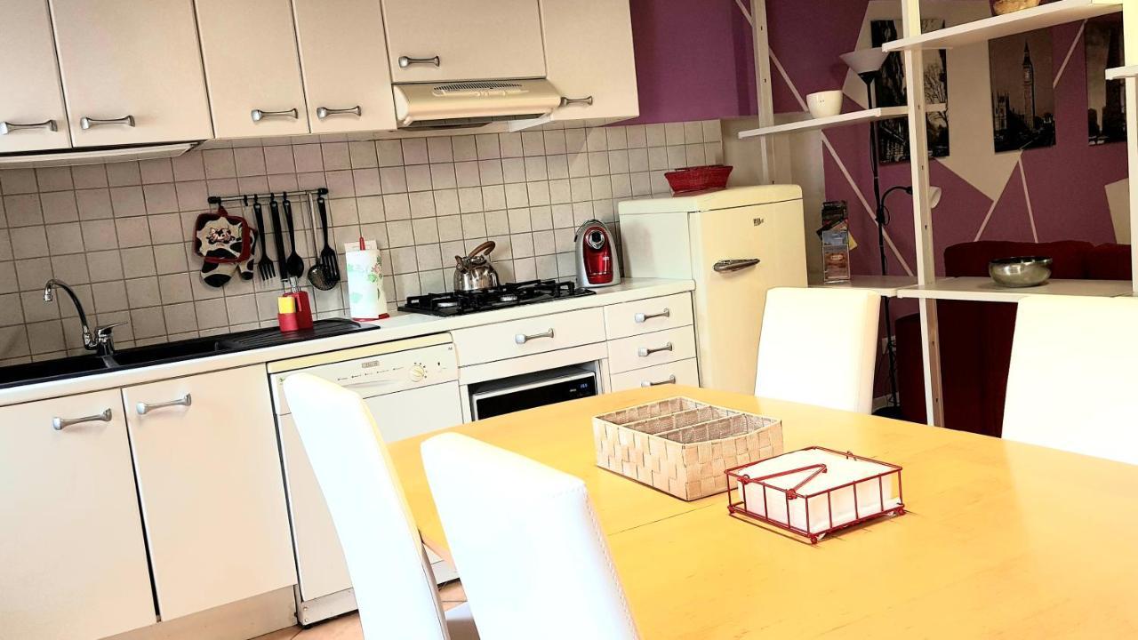 Appartement Aris *