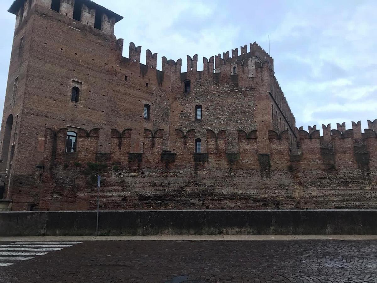 Castelvecchio Loft Apartment Verona