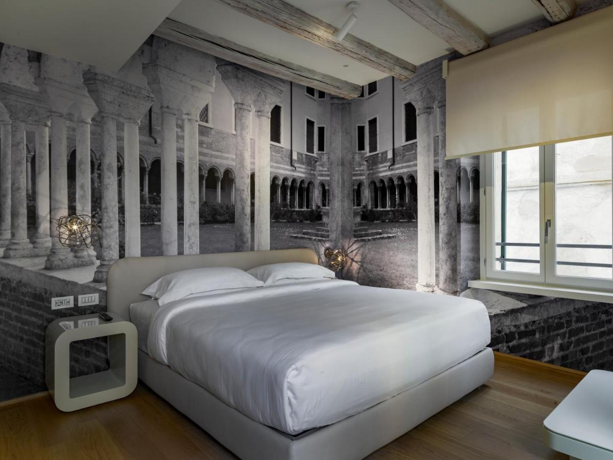 Lords Of Luxury * Verona