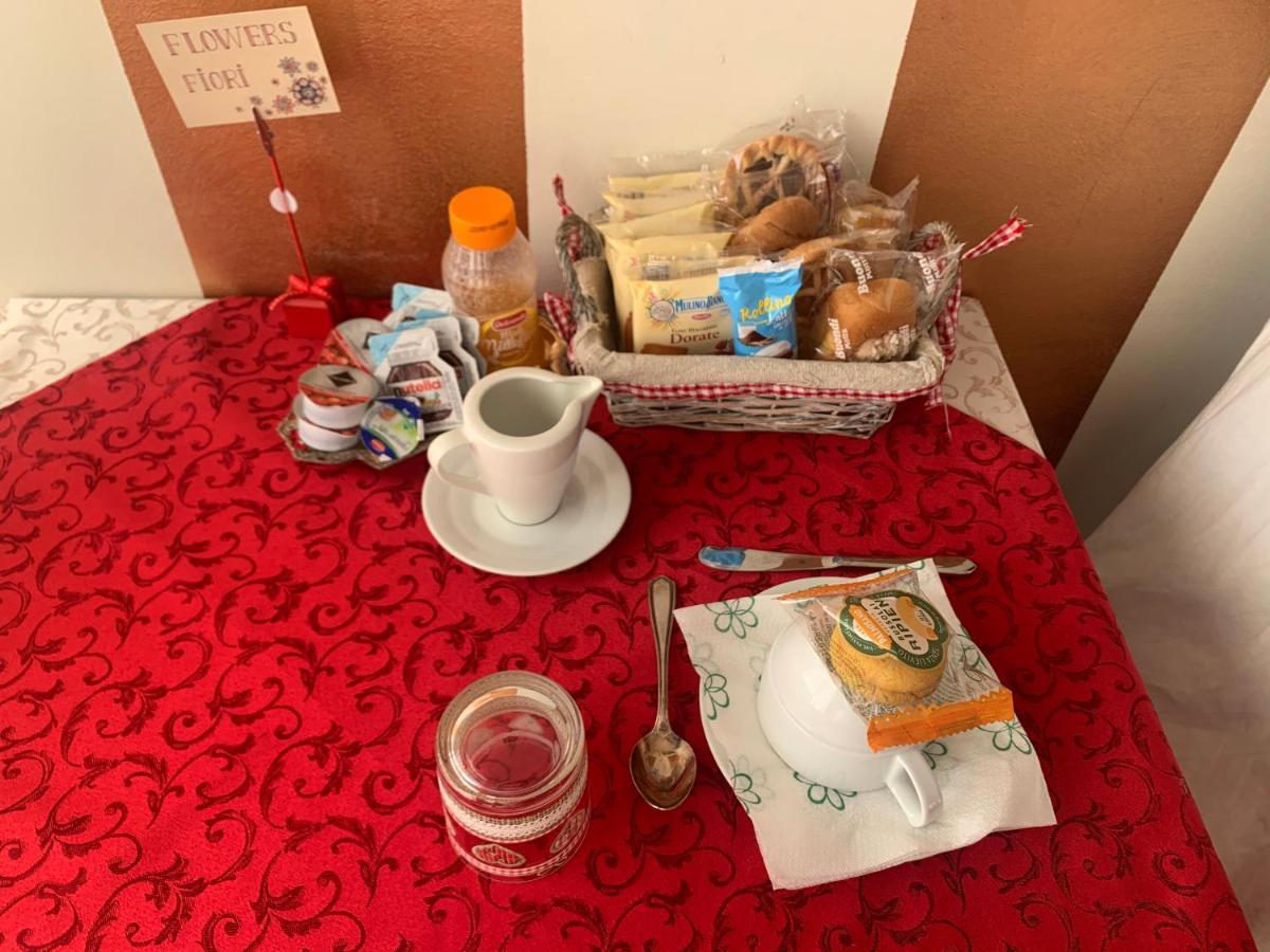 Business And Fun G B Rossi Friendly Bed & Breakfast 2*