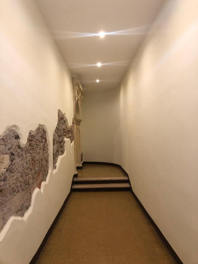 Wallace Luxury * Verona