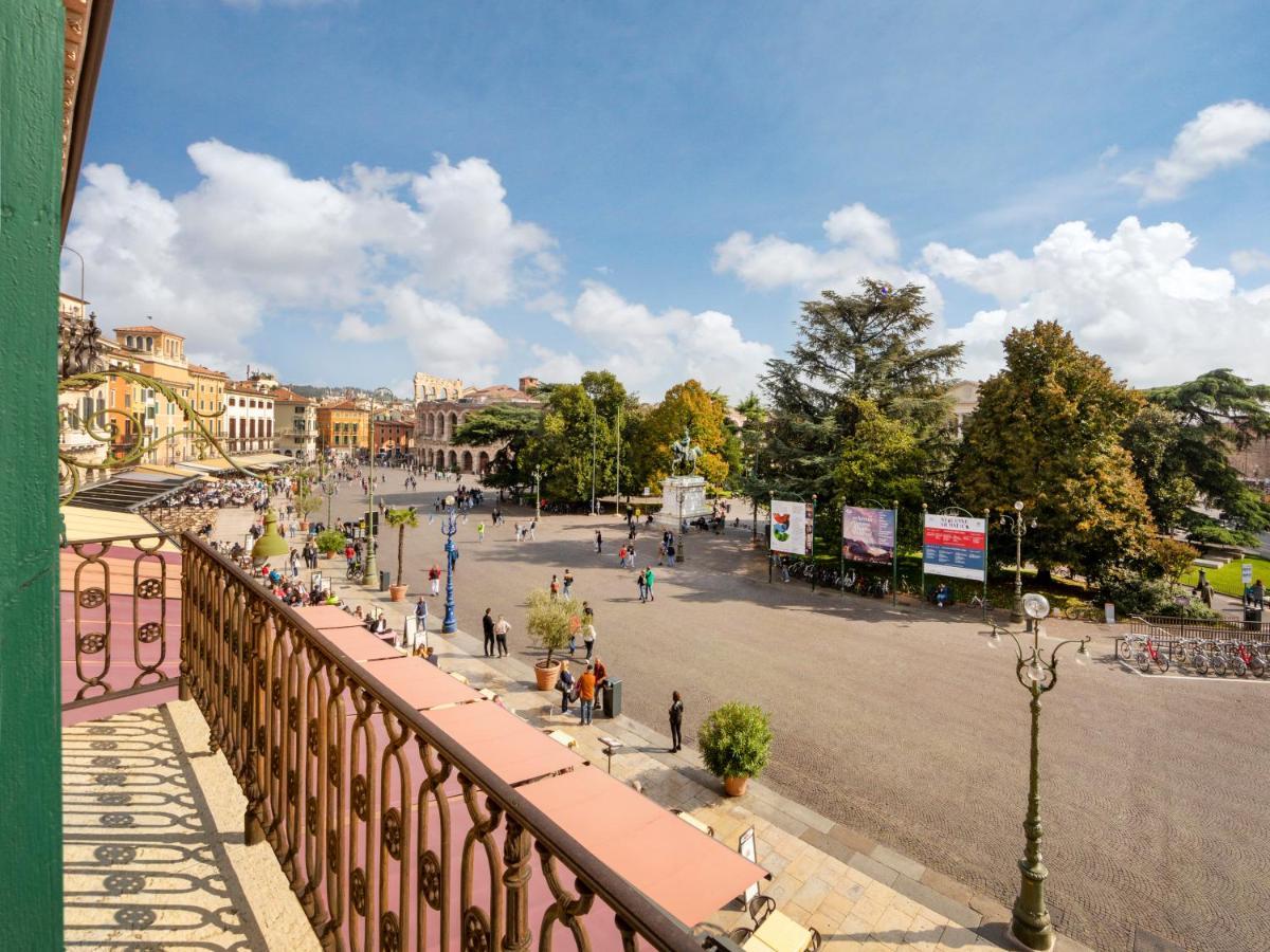 Centre And Verona