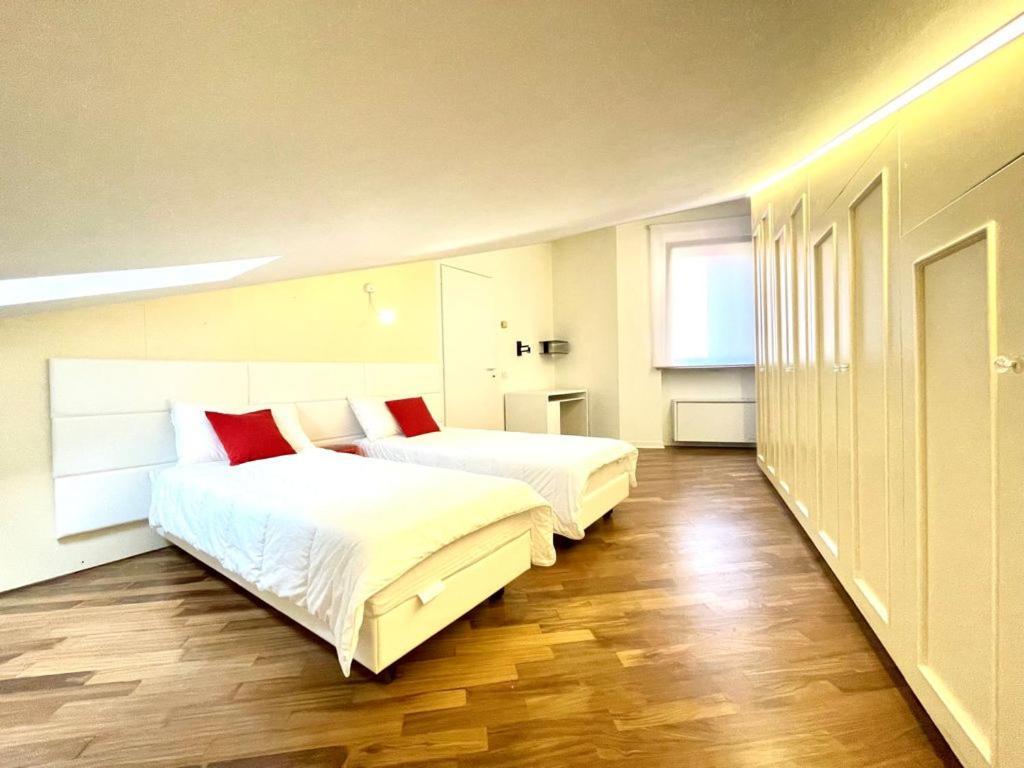 Domus - Ampia Moderna Casa Su 2 Piani Nel Cuore Di Apartment *