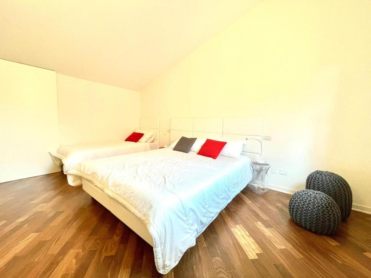 Domus - Ampia Moderna Casa Su 2 Piani Nel Cuore Di Apartment Verona