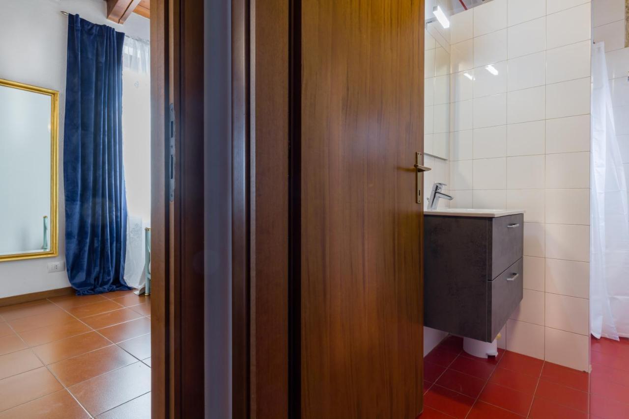 Apartment Center *
