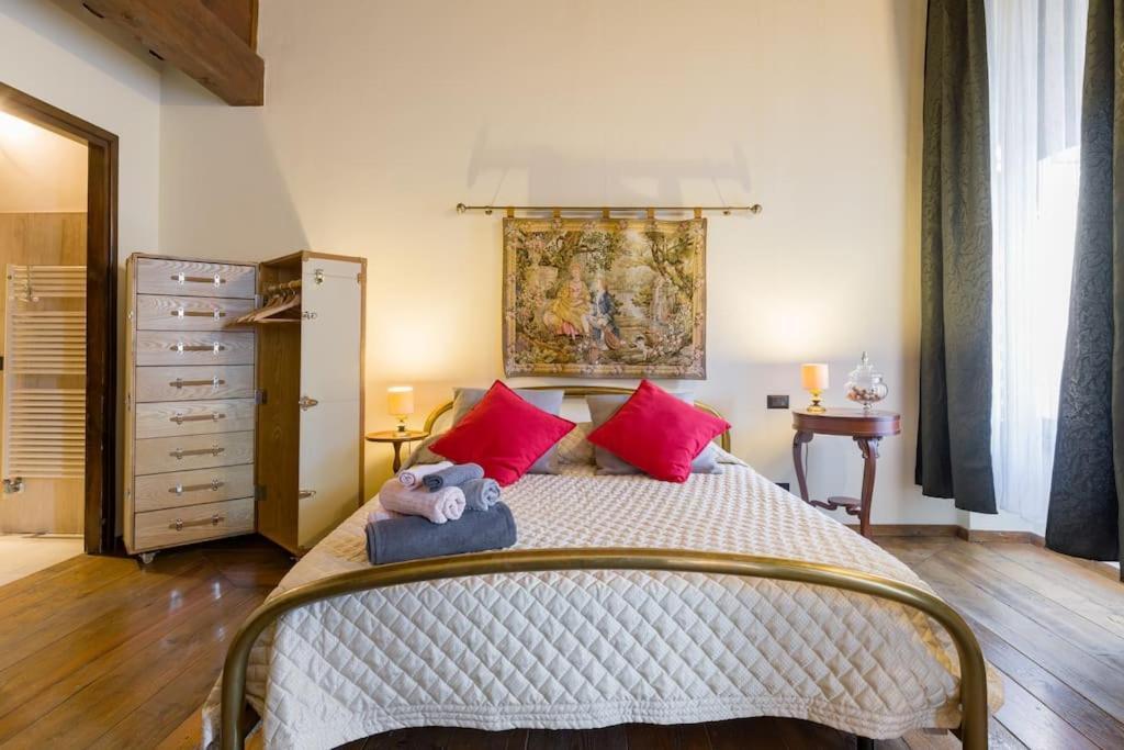Magnificent 1800 In The Heart Of * Verona