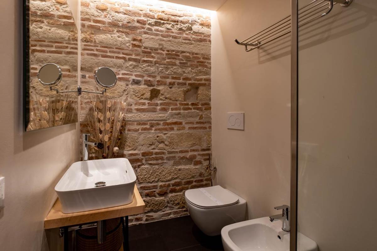 Romana Apartment *