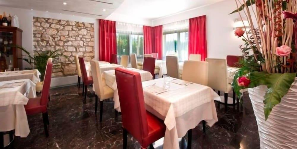 Hotel La Grotta Verona