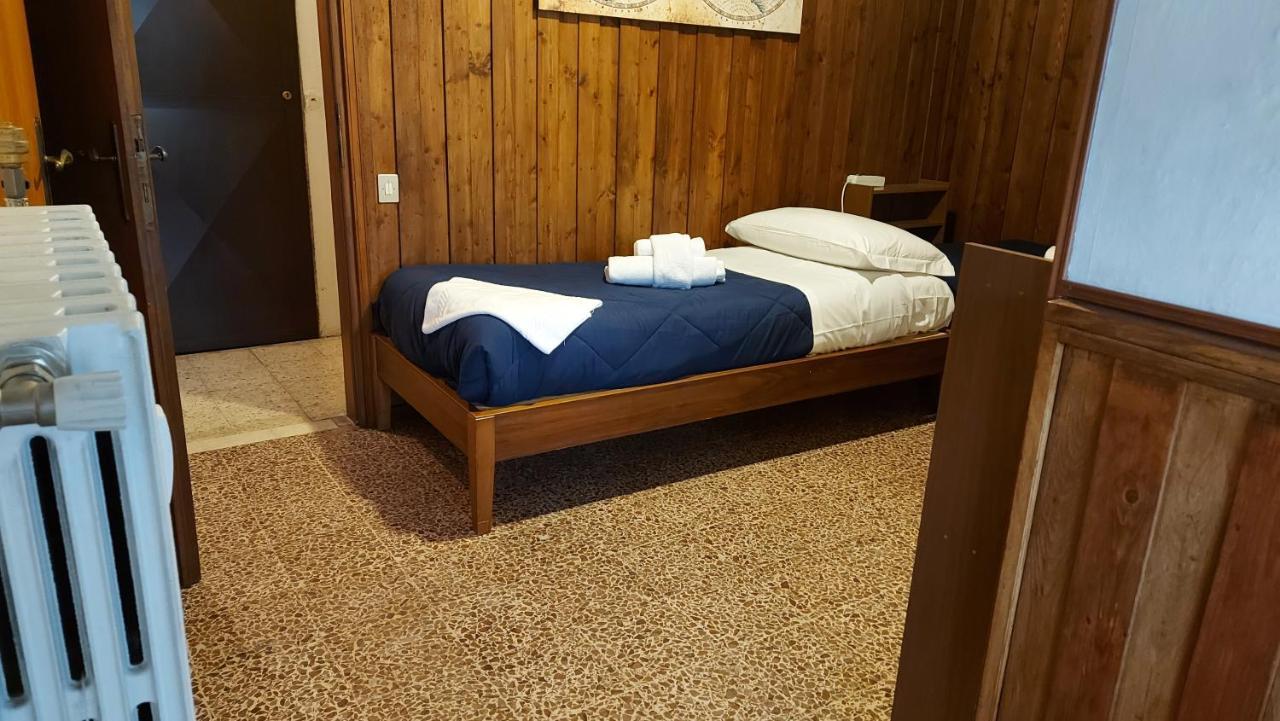Mansarda Romantica Guest house *