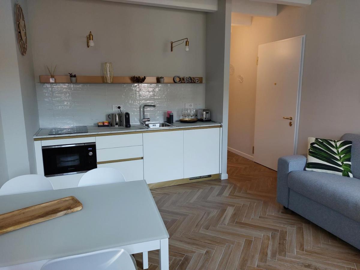 Homethirtyfour Apartment