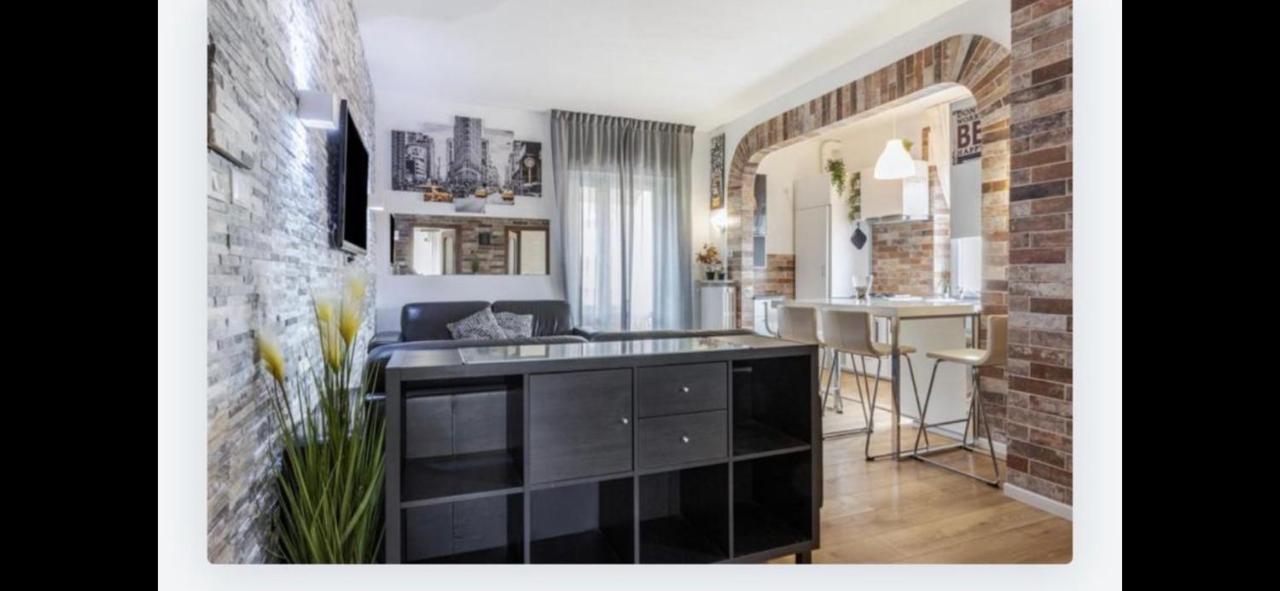 Apartment Queen East Verona
