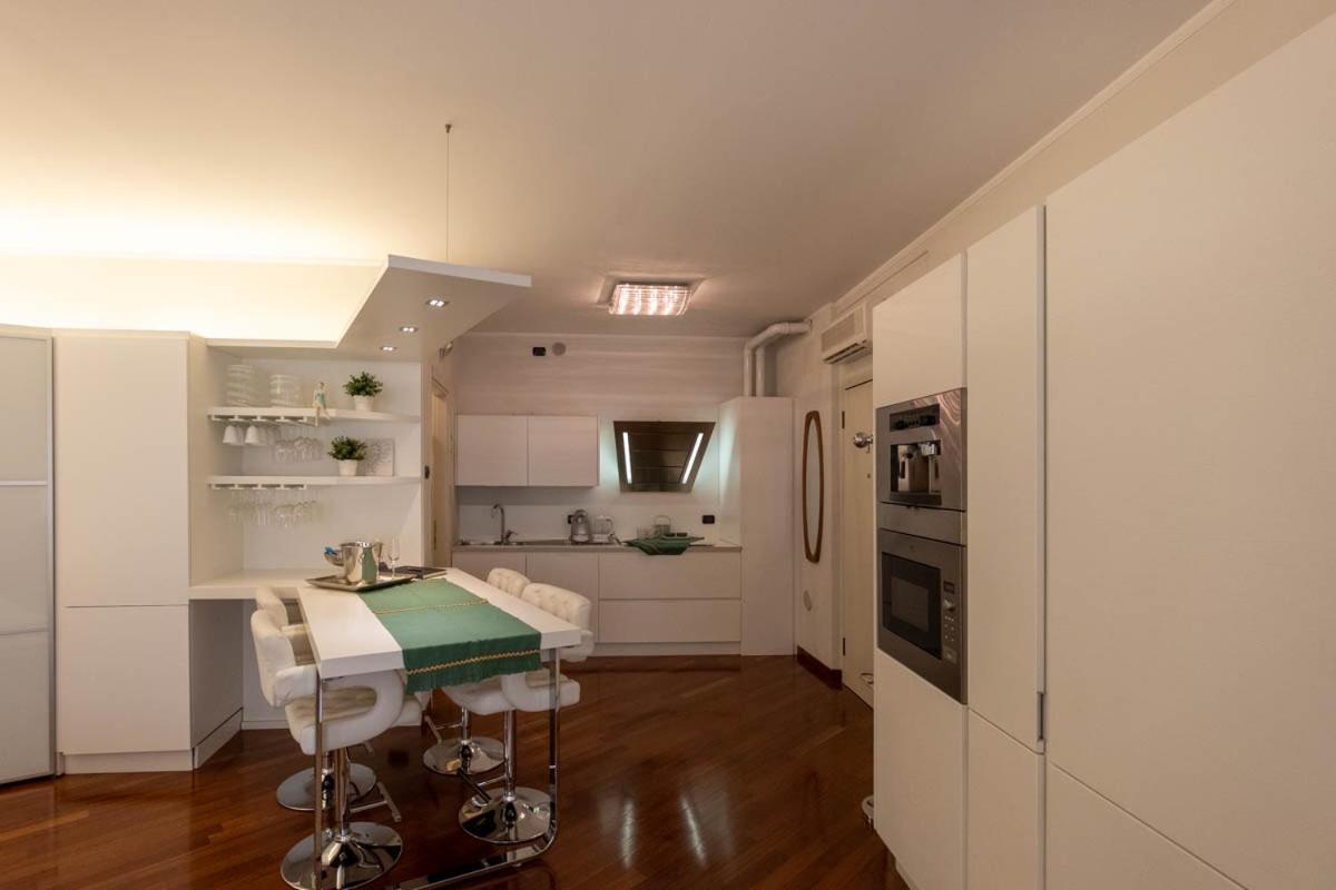 Luxe In The City Apartment Verona
