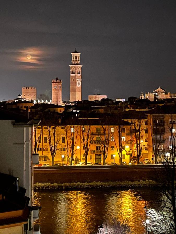 Dreaming Adige River Apartment Verona