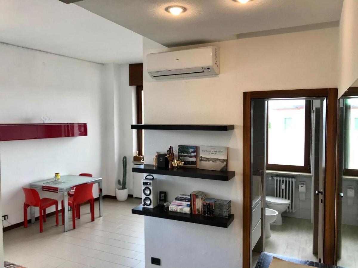 Dreaming Adige River Apartment Verona
