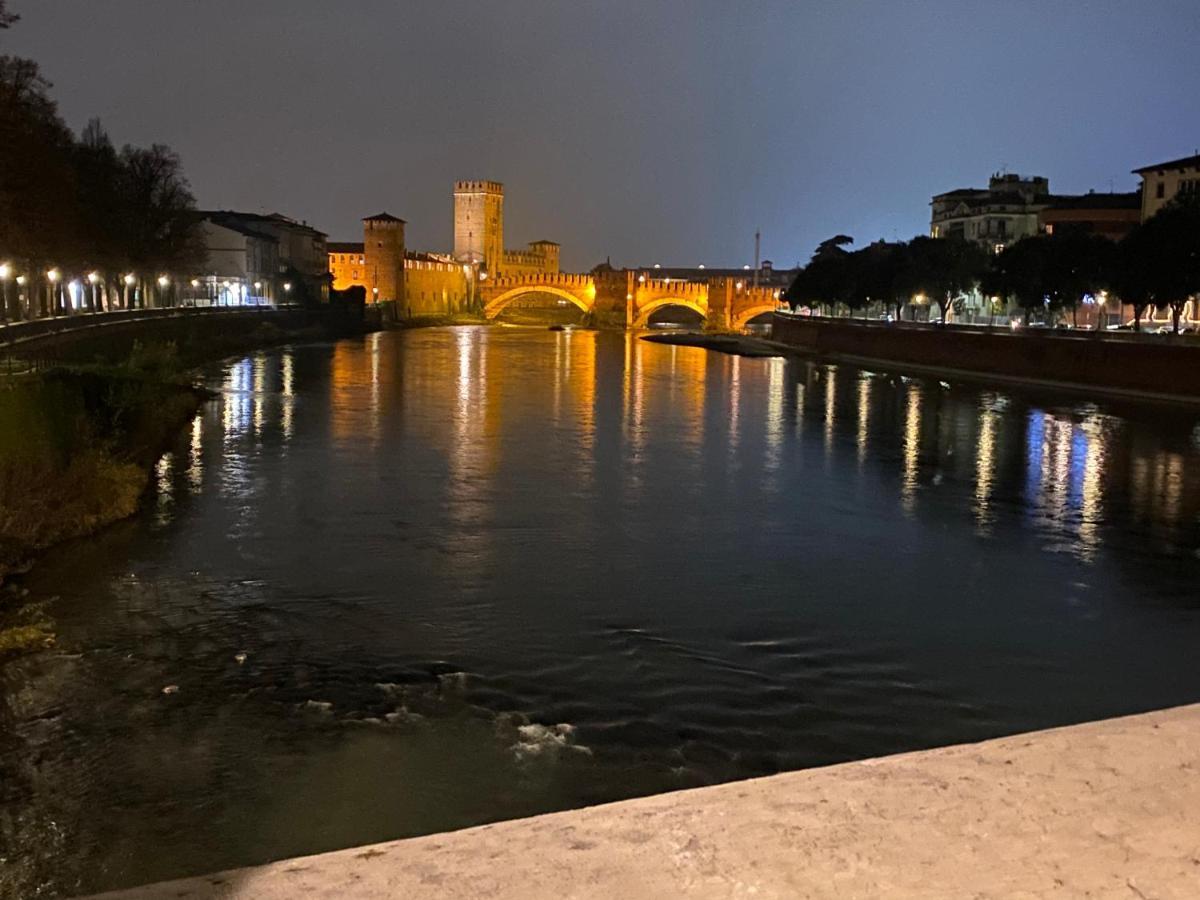 Huoneisto Pratosanto, Relax Nel Cuore Di Verona