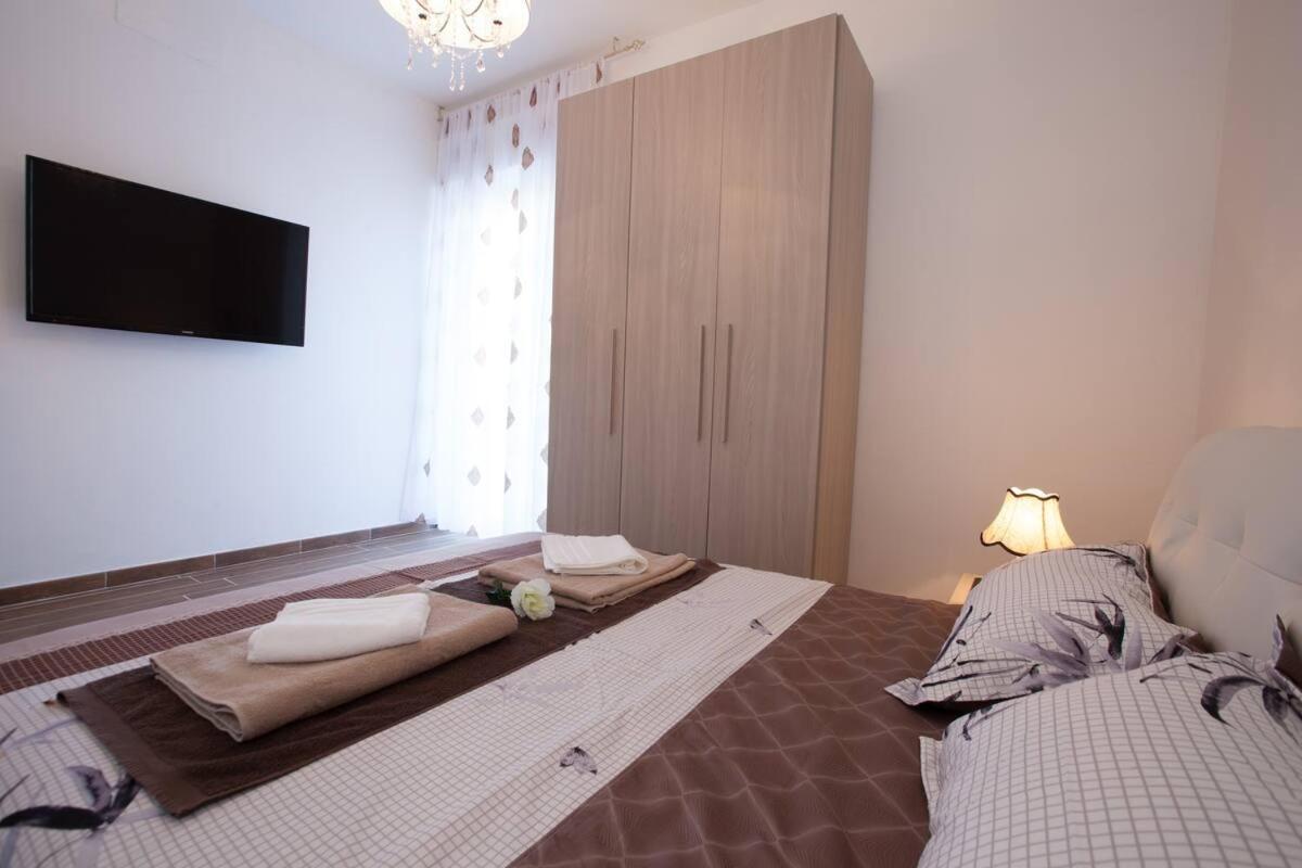Residenza Alexander Luxury 1 Huoneisto Verona