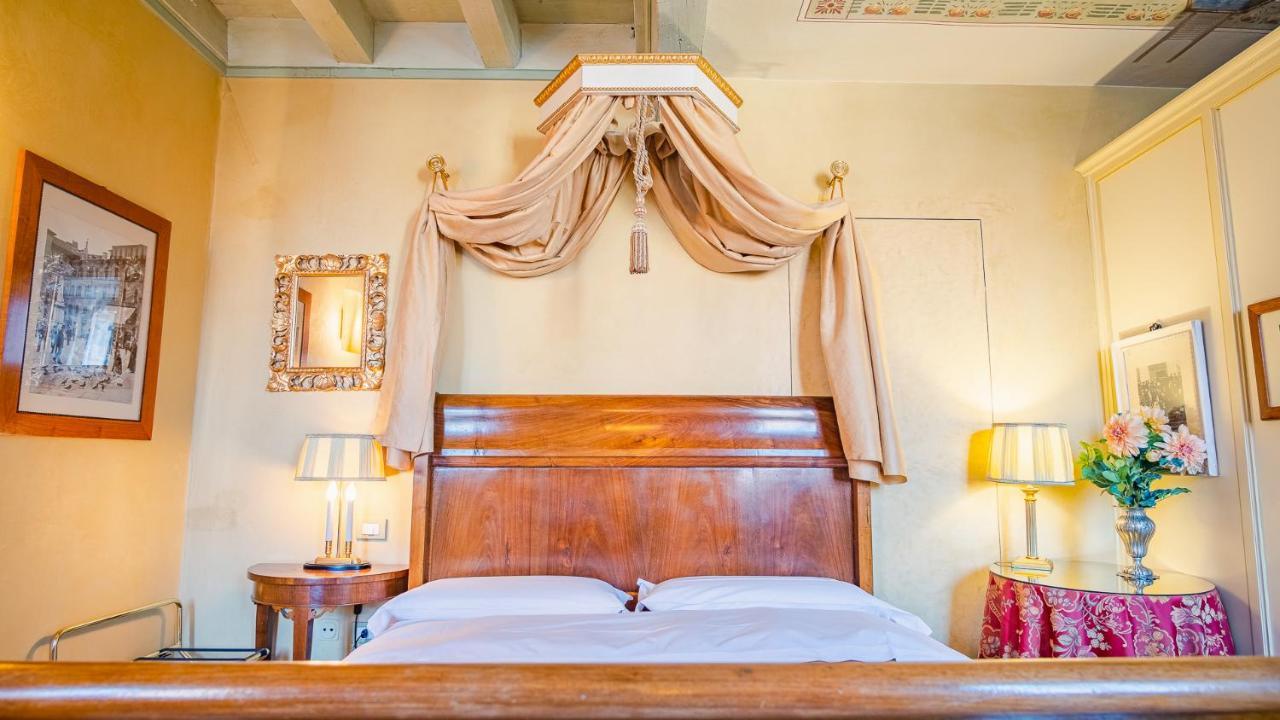Domus Nova Palace - Italian Homing Guest house