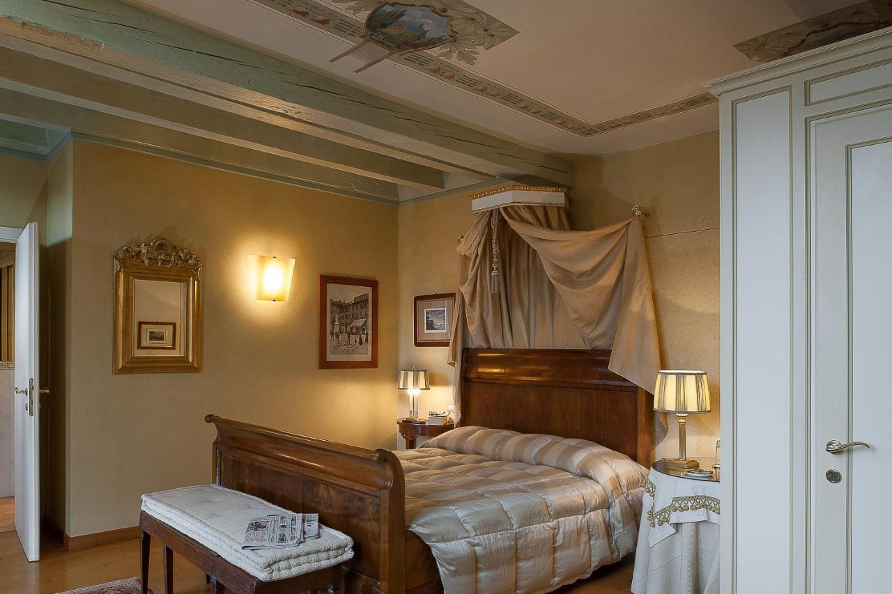 Domus Nova Palace - Italian Homing Guest house