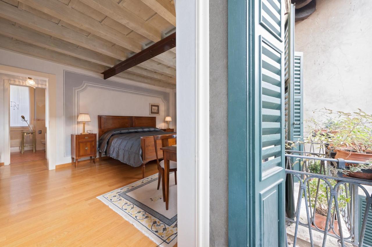 Domus Nova Palace - Italian Homing Guest house